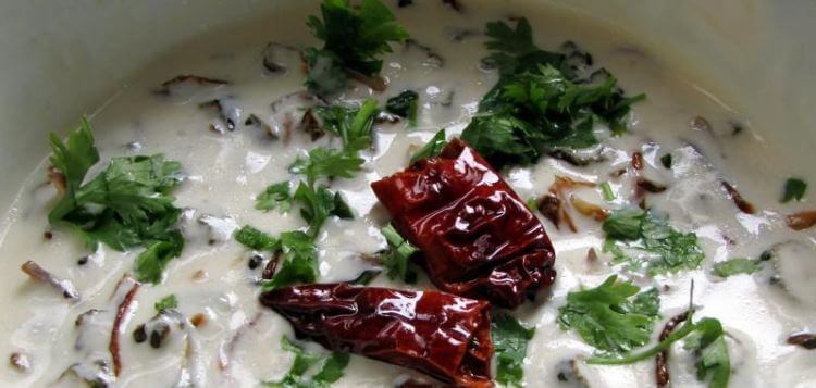 Bhindi Raita / Fried Okra in Yoghurt