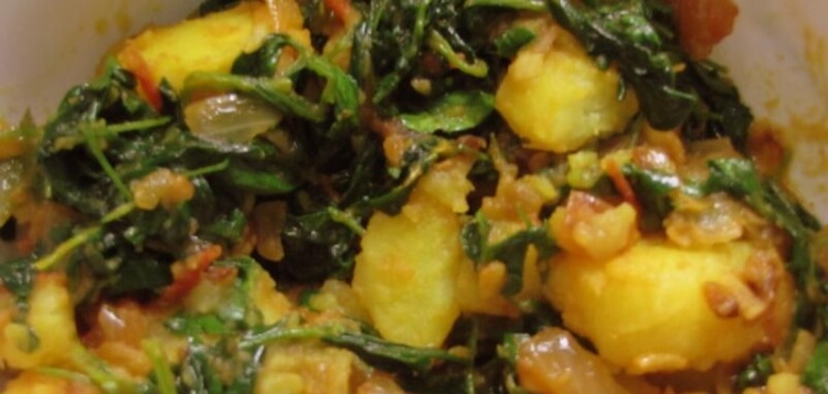 Methi Aloo Sabji / Fenugreek Leaves with Potatoes